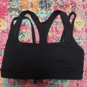 Black Lululemon sports bra
